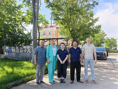 Russian AMR Clients Visit Qinhuangdao Fengyue For On-site Factory Audit